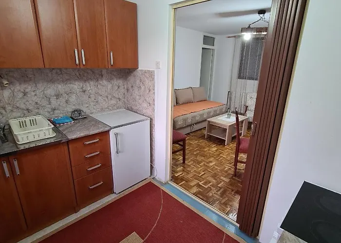 Suncev Breg Vlasinsko Jezero *